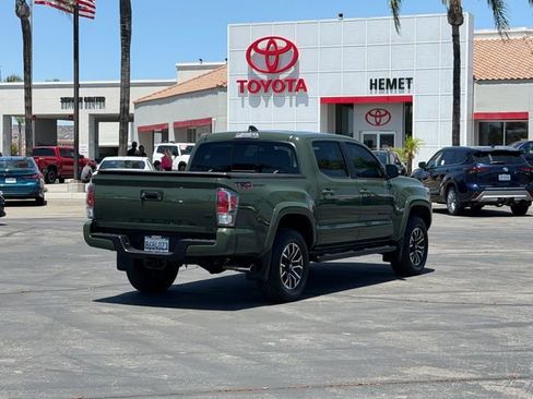 Used 2022 Toyota Tacoma TRD Sport RWD image 5