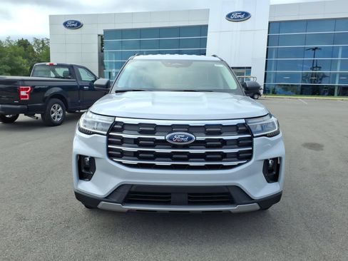 Used 2026 Ford Explorer Active w/ Active Comfort Package RWD image 8