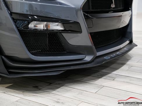 Used 2021 Ford Mustang Shelby GT500 w/ Carbon Fiber Track Pack RWD image 37