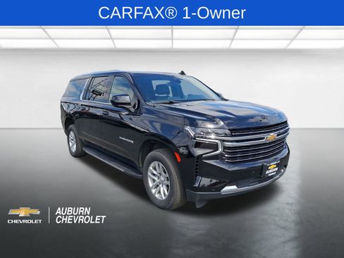 Certified 2024 Chevrolet Suburban LT AWD/4WD image 1