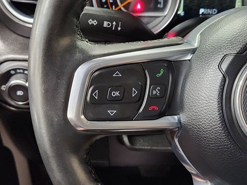 Used 2022 Jeep Wrangler Unlimited Sahara image 47