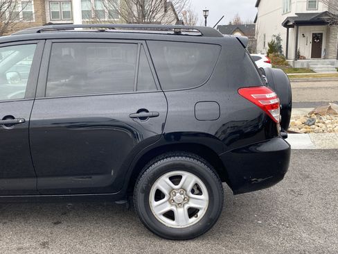 Used 2012 Toyota RAV4 4WD image 4