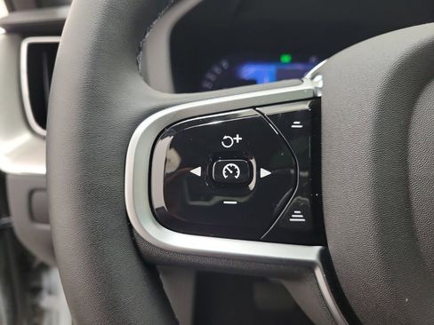 New 2026 Volvo XC60 B5 Ultra w/ Protection Package Premier AWD/4WD image 24