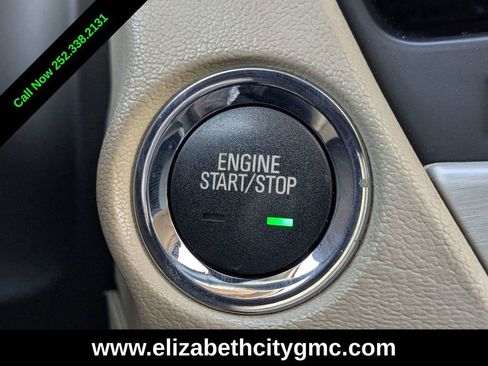 Used 2015 GMC Yukon Denali w/ Premium Package image 37