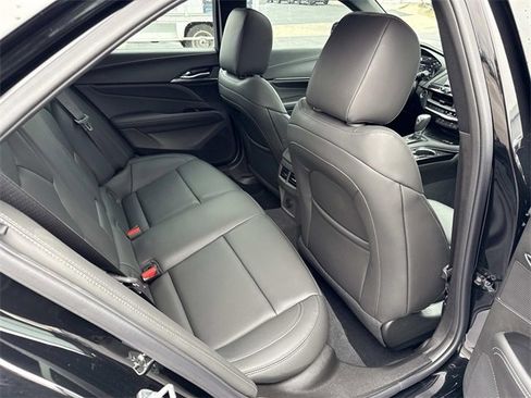 Certified 2025 Cadillac CT4 Luxury image 15