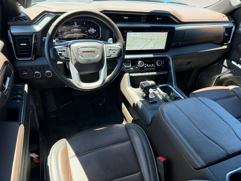 Used 2025 GMC Sierra 1500 Denali w/ Denali Carbonpro Edition AWD/4WD image 15