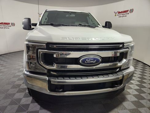 Used 2022 Ford F250 XLT w/ FX4 Off-Road Package image 3
