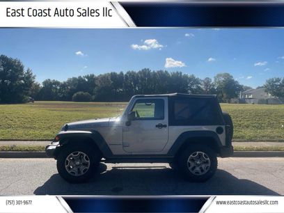 Used 2017 Jeep Wrangler Rubicon w/ Power Convenience Group