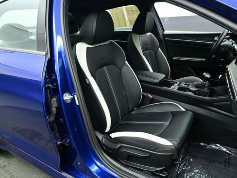 Used 2025 Kia K5 GT-Line w/ GT-Line Premium Package image 14