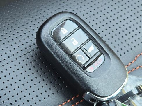 Used 2025 Honda CR-V Sport-L image 25