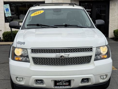 Used 2011 Chevrolet Avalanche LTZ AWD/4WD image 13