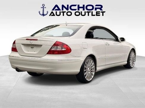 Used 2008 Mercedes-Benz CLK 350 Coupe image 8