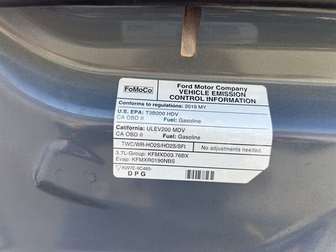 Used 2019 Ford Transit 250 148 High Roof Extended image 24