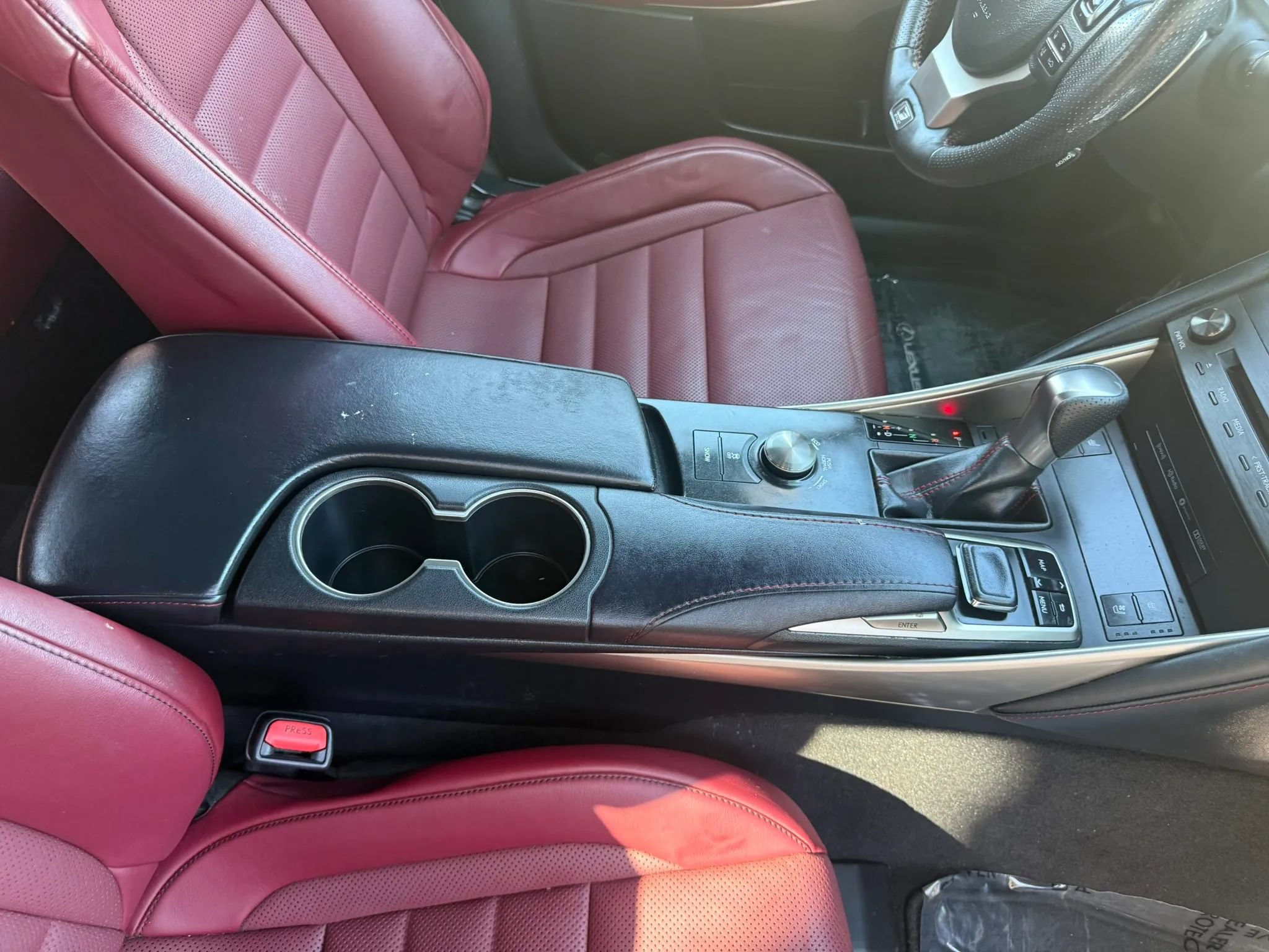 Used 2019 Lexus IS 300 F Sport w/ F Sport Package RWD image 16