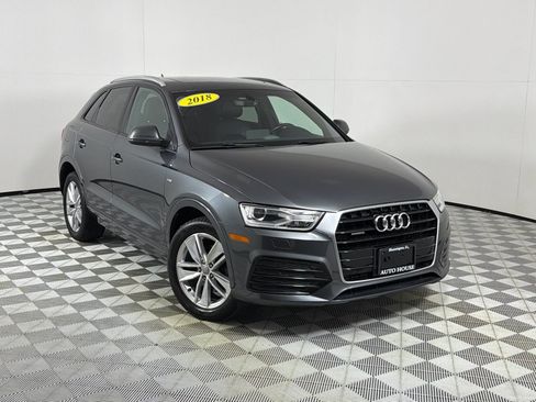 Used 2018 Audi Q3 2.0T Premium w/ Convenience Package AWD/4WD image 2