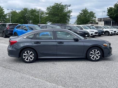 Used 2023 Honda Civic LX image 4