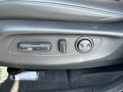Used 2026 Honda CR-V EX-L image 17