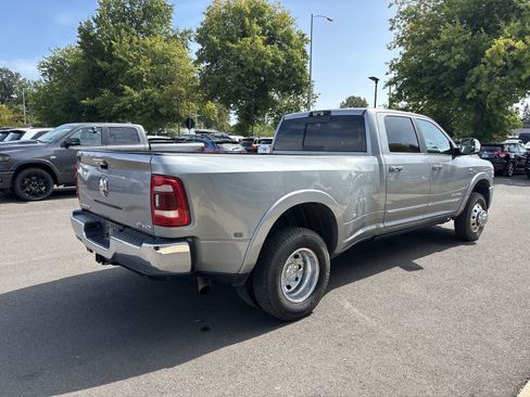 Used 2022 RAM 3500 Limited w/ Cold Weather Group AWD/4WD image 4