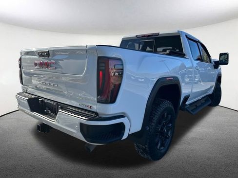 Used 2024 GMC Sierra 2500 AT4 w/ AT4 Preferred Package image 14