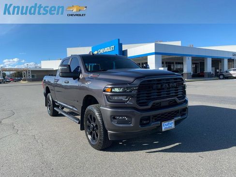Used 2025 RAM 2500 Big Horn image 1