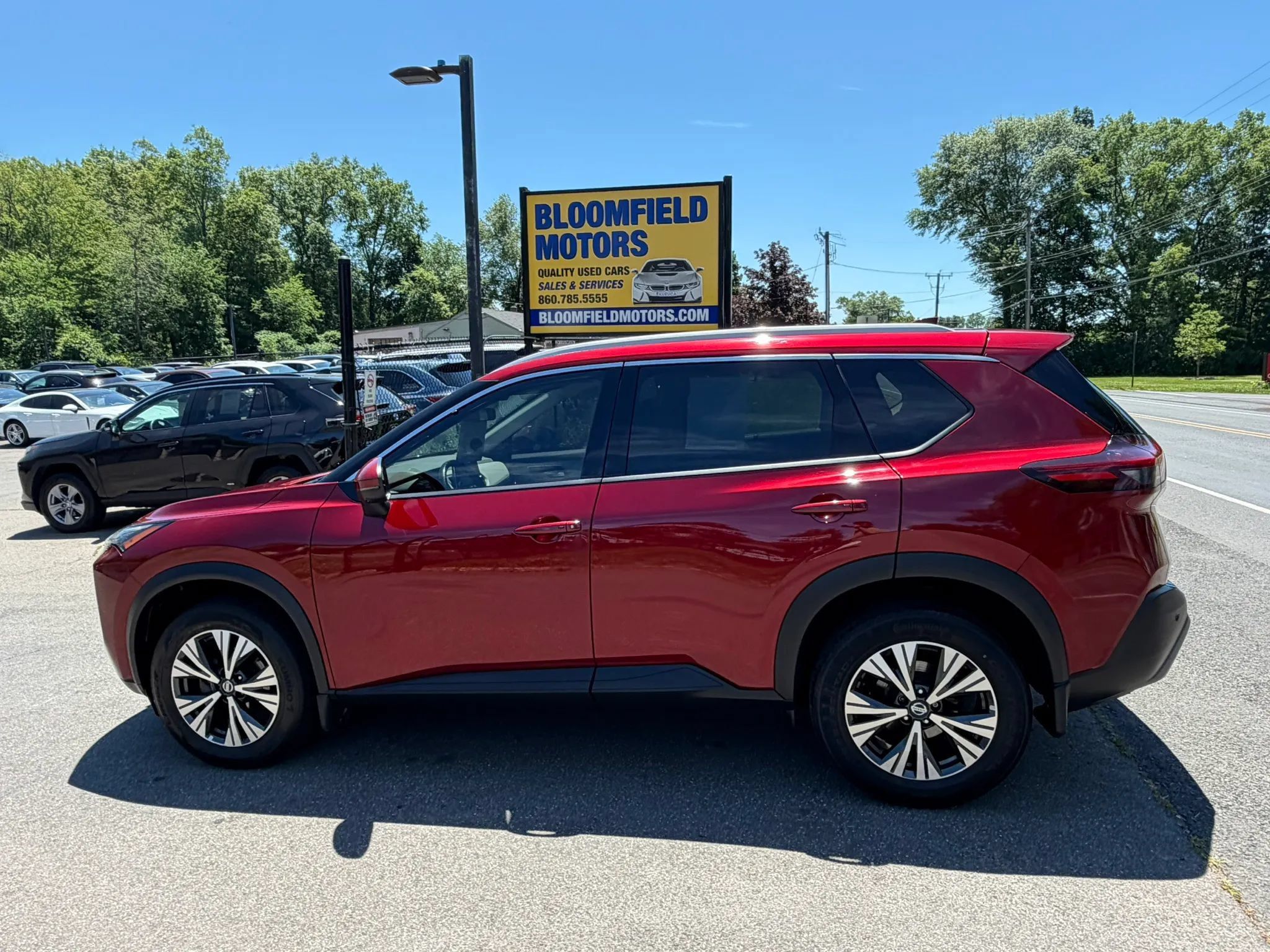 Used 2021 Nissan Rogue SV w/ Premium Package AWD/4WD image 8