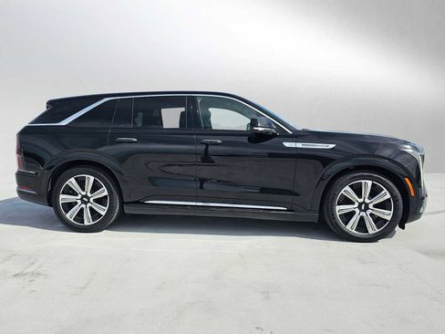 Used 2025 Cadillac Escalade IQ Luxury 1 image 2