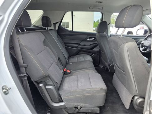 Used 2019 Chevrolet Traverse LS FWD image 28