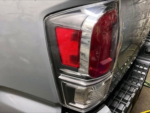 Certified 2021 Toyota Tacoma TRD Sport w/ TRD Premium Sport Package image 26