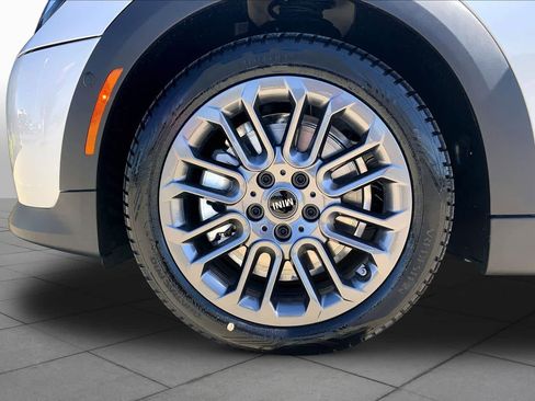 New 2026 MINI Cooper 2-Door Hardtop FWD image 11