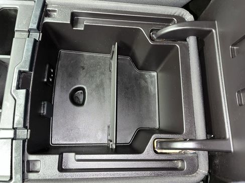 Used 2016 GMC Sierra 1500 SLE image 23