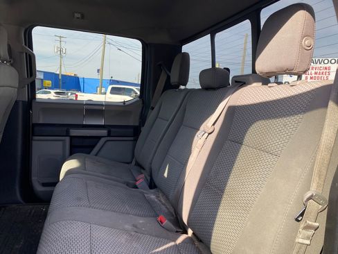 Used 2019 Ford F150 XLT w/ Equipment Group 302A Luxury AWD/4WD image 15