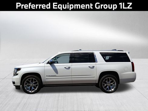 Used 2019 Chevrolet Suburban Premier w/ Premier Plus Edition AWD/4WD image 5