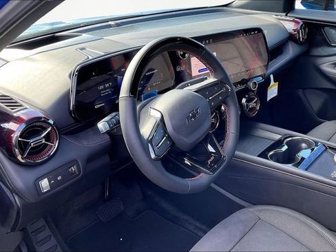 New 2026 Chevrolet Blazer EV RS w/ Super Cruise Package FWD image 7