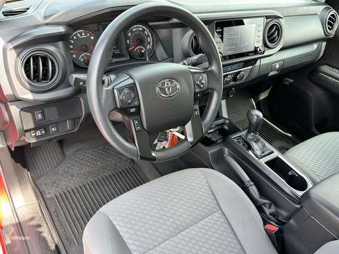 Used 2022 Toyota Tacoma SR w/ SX Package AWD/4WD image 9