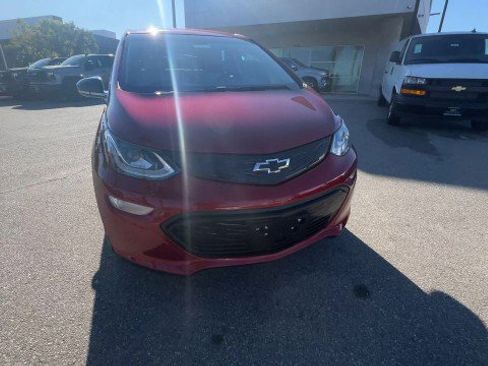 Used 2020 Chevrolet Bolt LT image 3