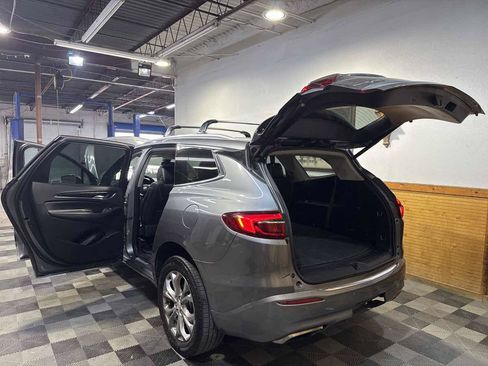 Used 2020 Buick Enclave Avenir FWD image 11