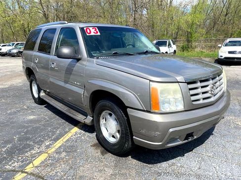 Used 2003 Cadillac Escalade AWD image 5