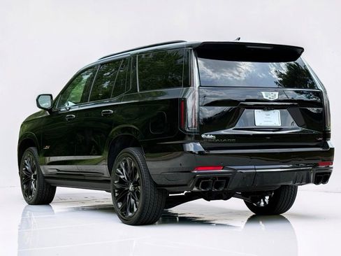 New 2026 Cadillac Escalade V w/ LPO, ONYX Package AWD/4WD image 12