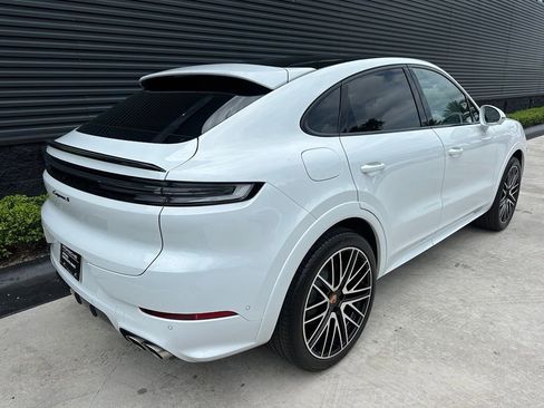 Certified 2026 Porsche Cayenne S AWD/4WD image 10