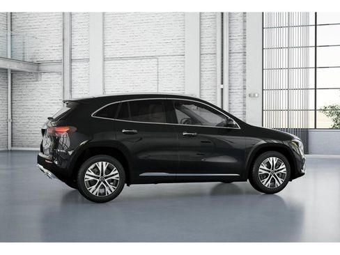 New 2026 Mercedes-Benz GLA 250 4MATIC image 18