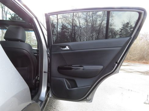 Used 2020 Kia Sportage S w/ S Premium Package image 15