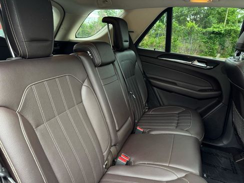 Used 2016 Mercedes-Benz GLE 350 w/ Premium Package image 20