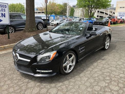 Used 2013 Mercedes-Benz SL 550 image 3