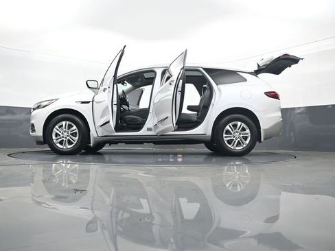 Used 2021 Buick Enclave Essence w/ Sound and Sites Package FWD image 35