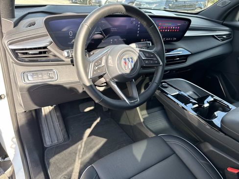 Used 2025 Buick Enclave Preferred image 23