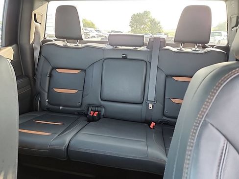 Used 2023 GMC Sierra 1500 AT4 AWD/4WD image 42