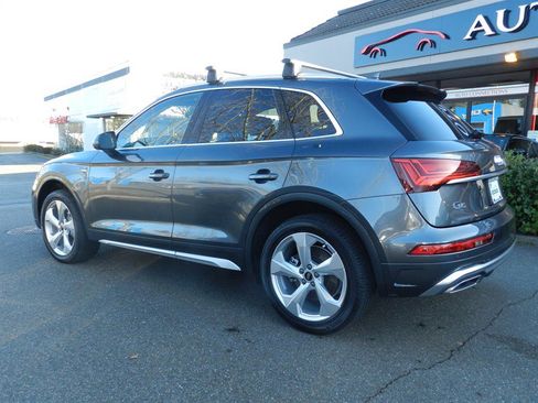 Used 2023 Audi Q5 2.0T Premium Plus w/ Premium Plus Package image 3