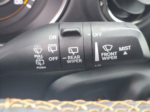 Used 2021 Jeep Wrangler Unlimited Sahara image 19