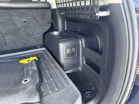 Used 2018 Toyota 4Runner TRD Off-Road Premium image 9