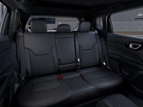 New 2026 Jeep Compass Trailhawk AWD/4WD image 15